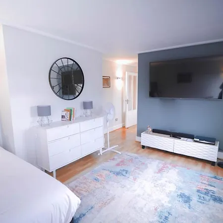 Camden Serviced Apartments By Globe Apartments London Exterior photo